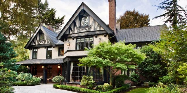 Tudor Mansion